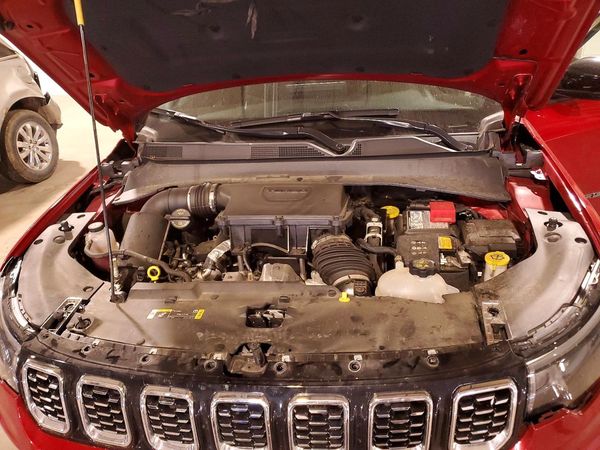 2025 JEEP COMPASS Limited — Engine bay