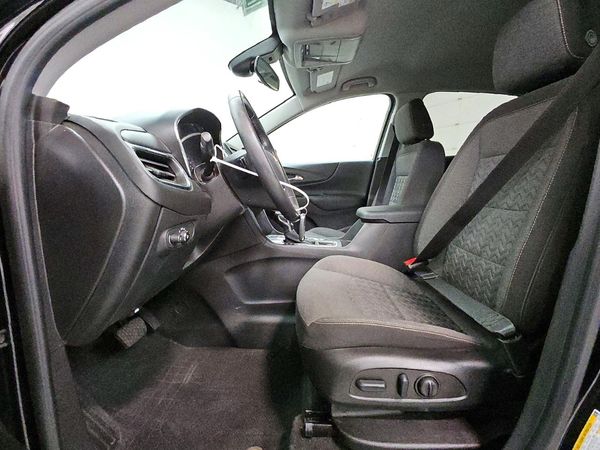 2022 CHEVROLET EQUINOX LT (1LT) — DENT