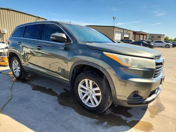 2015 TOYOTA HIGHLANDER Base/Hybrid — Passenger 3/4
