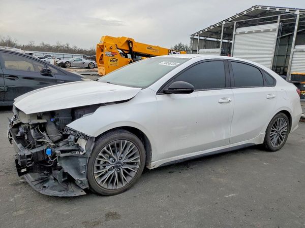 2022 KIA FORTE