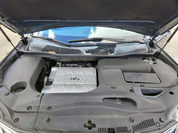2015 LEXUS RX 350 — Engine bay