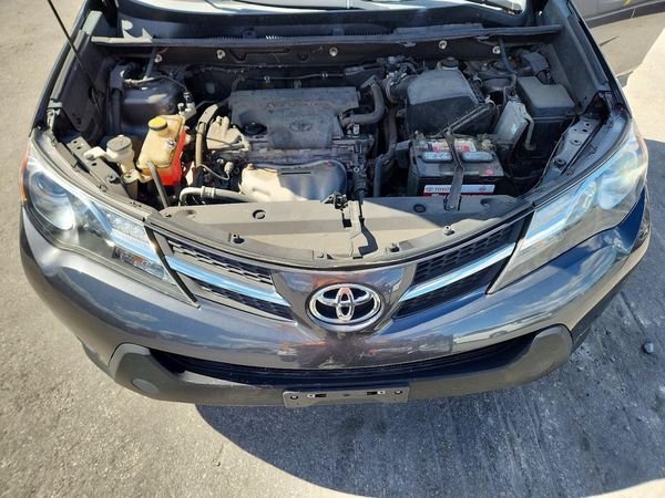 2013 TOYOTA RAV4 Standard — Engine bay