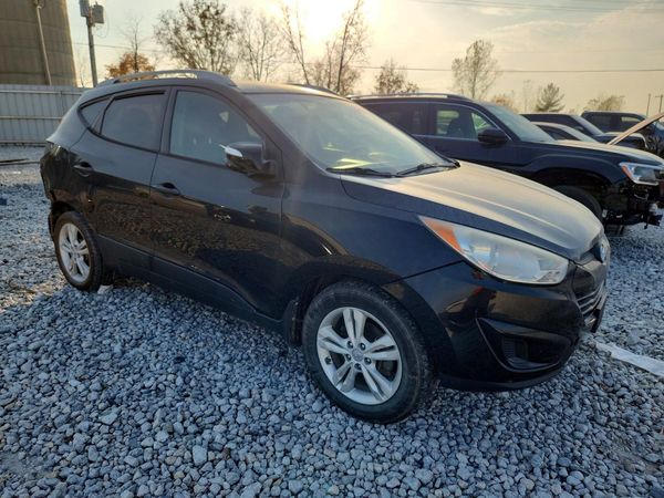 2012 HYUNDAI TUCSON GLS — Passenger 3/4
