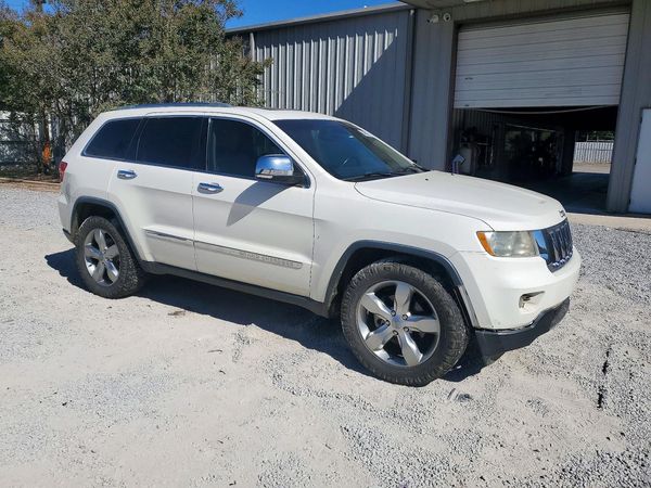 2012 JEEP GRAND CHER Limited — Passenger 3/4