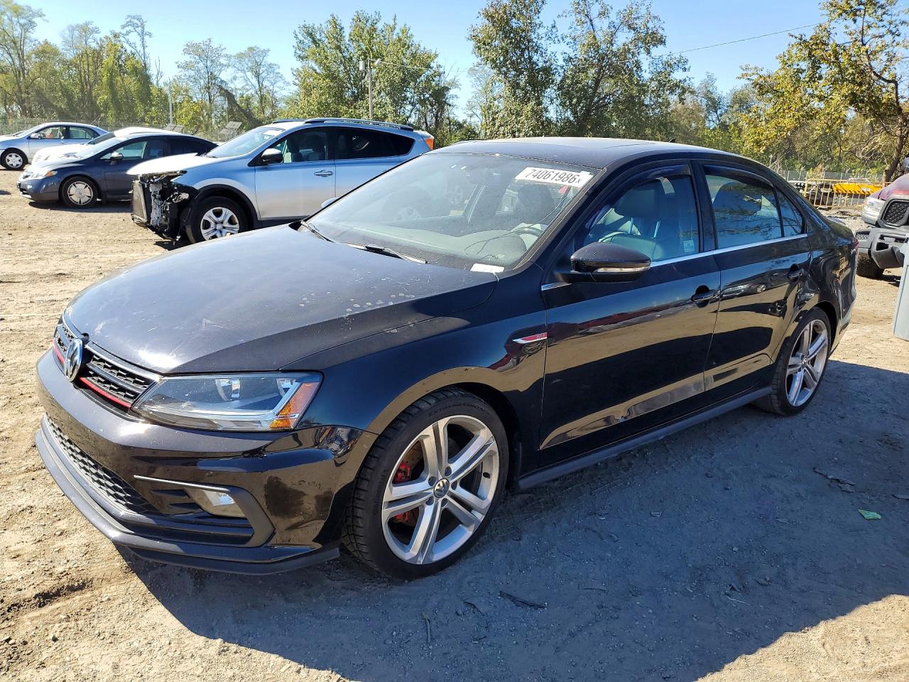 2017 VOLKSWAGEN JETTA GLI — Front 3/4