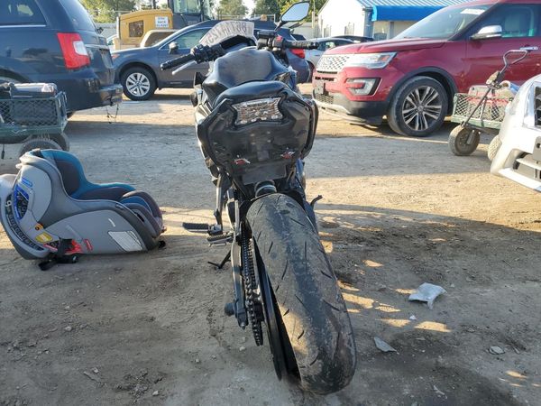 2025 KAWASAKI EX650