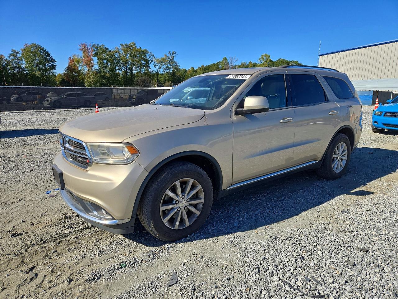 2014 DODGE DURANGO SXT — Front 3/4