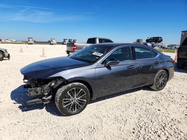 2023 LEXUS ES 300H 300h Premium — Front 3/4