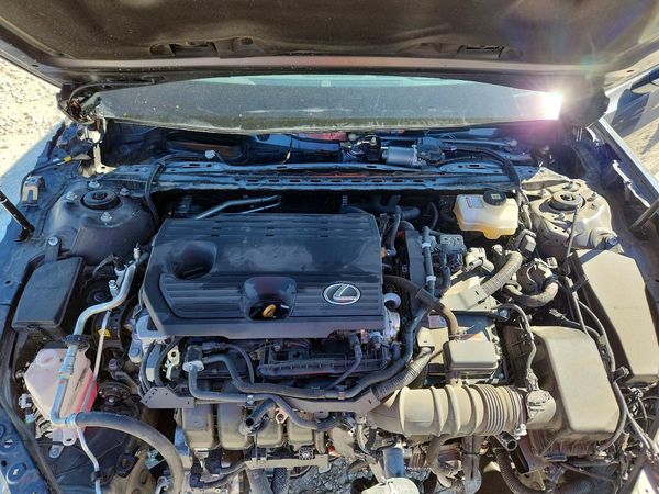 2023 LEXUS ES 300H 300h Premium — Engine bay