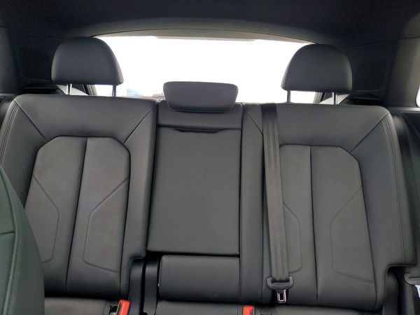 2021 AUDI Q3 quattro Premium