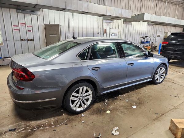 2017 VOLKSWAGEN PASSAT SE — PSRA