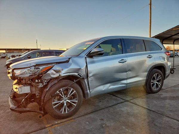 2017 TOYOTA HIGHLANDER