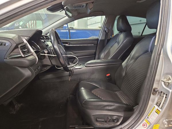 2019 TOYOTA CAMRY L/LE/SE/XLE — DENT