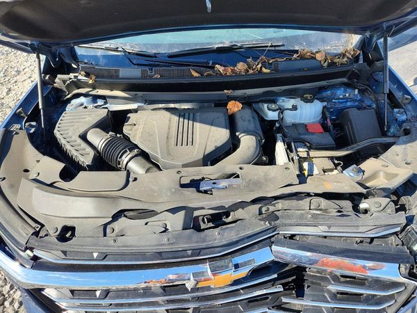 2025 CHEVROLET TRAVERSE LT — Engine bay