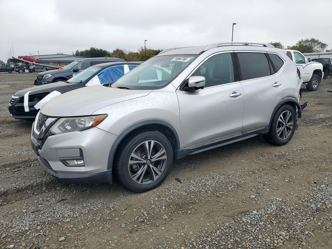 2018 NISSAN ROGUE — Front 3/4