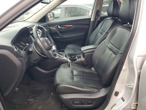 2018 NISSAN ROGUE — DENT