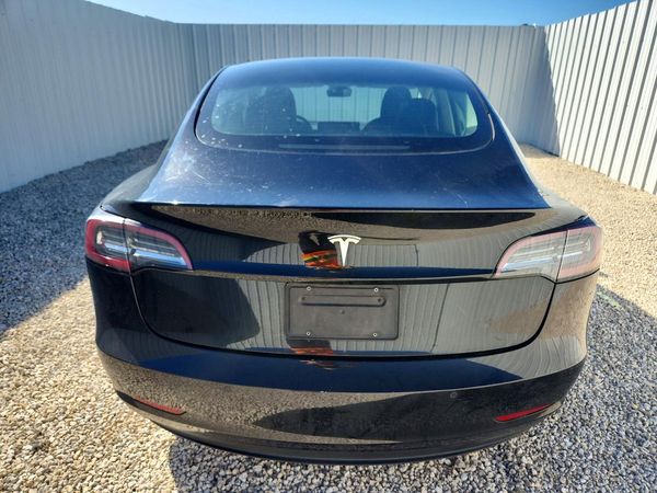 2022 TESLA MODEL 3 — DIRR