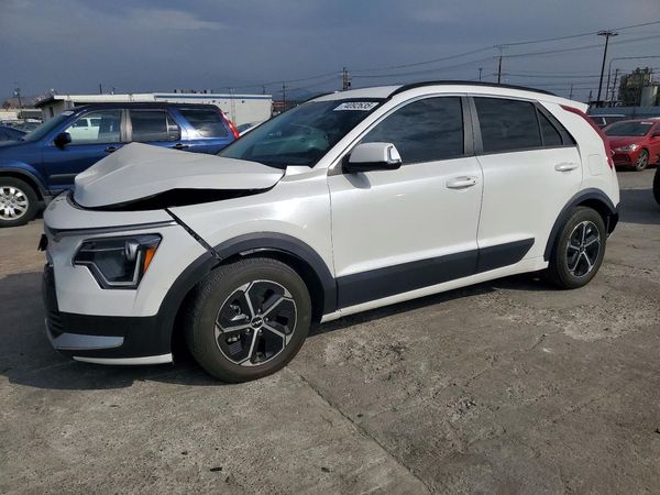 2023 KIA NIRO EX