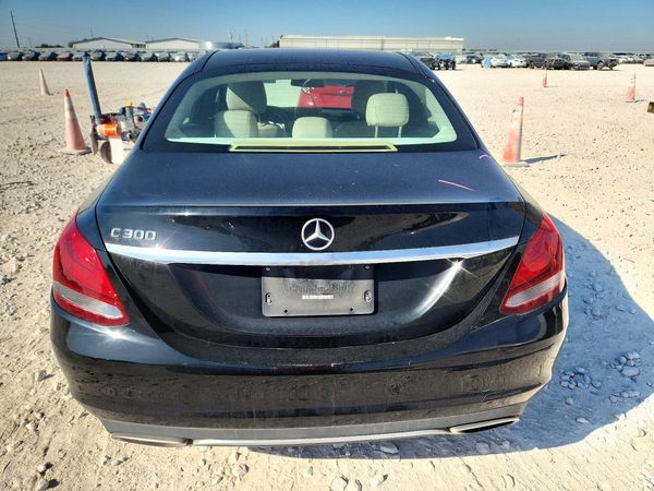2016 MERCEDES-BENZ C C300 — DIRR
