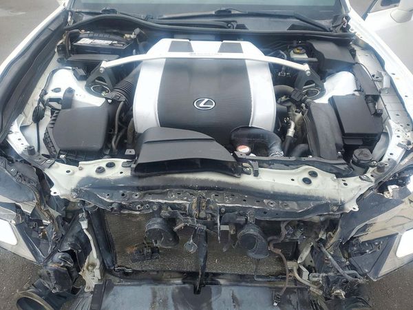 2016 LEXUS GS 350 — Engine bay