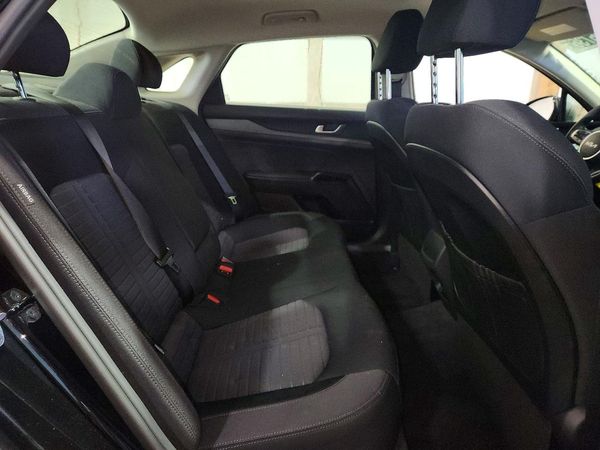 2026 KIA K5 LXS — PSRS