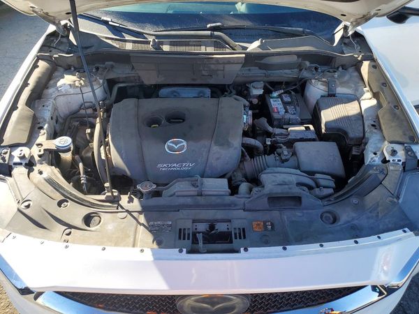 2018 MAZDA CX-5 Grand Touring — Engine bay