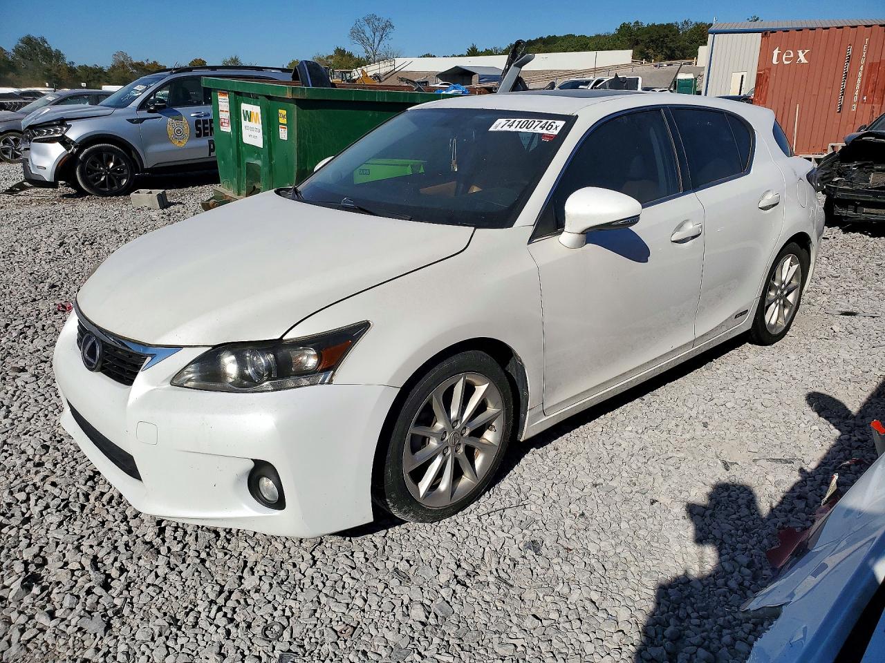 2012 LEXUS CT 200h — Front 3/4