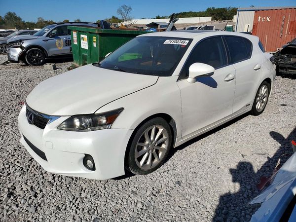 2012 LEXUS CT 200h — Front 3/4