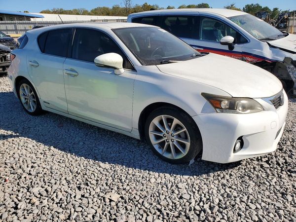 2012 LEXUS CT 200h — Passenger 3/4