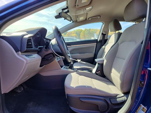 2020 HYUNDAI ELANTRA — DENT