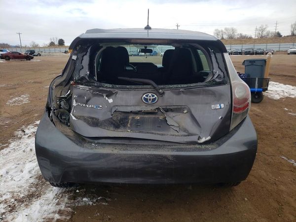 2013 TOYOTA PRIUS