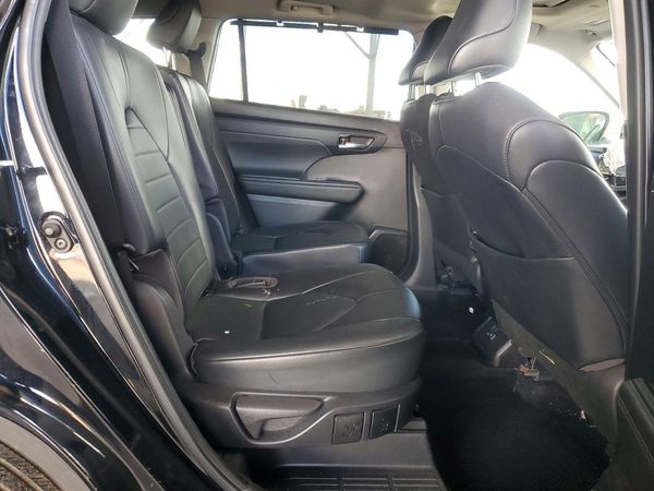 2022 TOYOTA HIGHLANDER XLE — PSRS