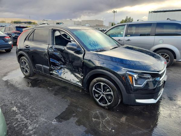 2026 KIA NIRO LX — Passenger 3/4