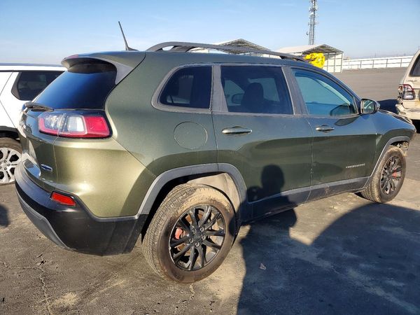 2019 JEEP CHEROKEE LATITUDE FWD