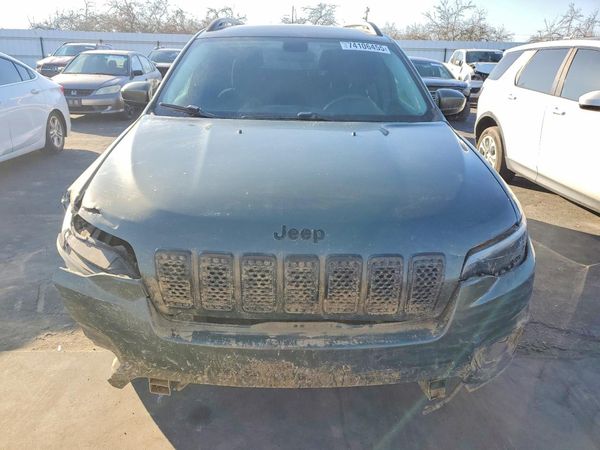 2019 JEEP CHEROKEE LATITUDE FWD