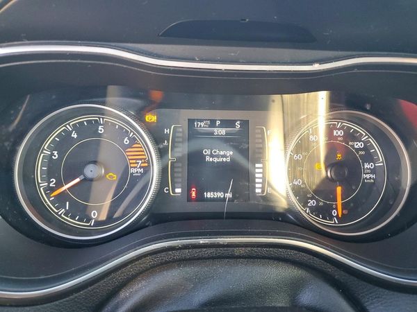 2019 JEEP CHEROKEE LATITUDE FWD
