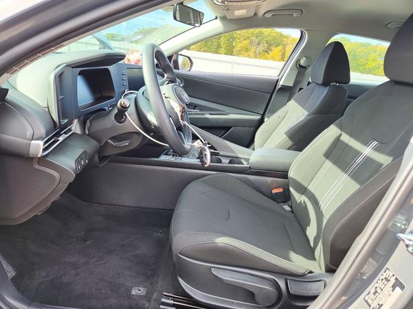 2026 HYUNDAI ELANTRA — DENT
