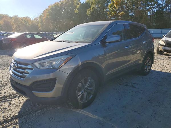 2016 HYUNDAI SANTA FE Base — Front 3/4