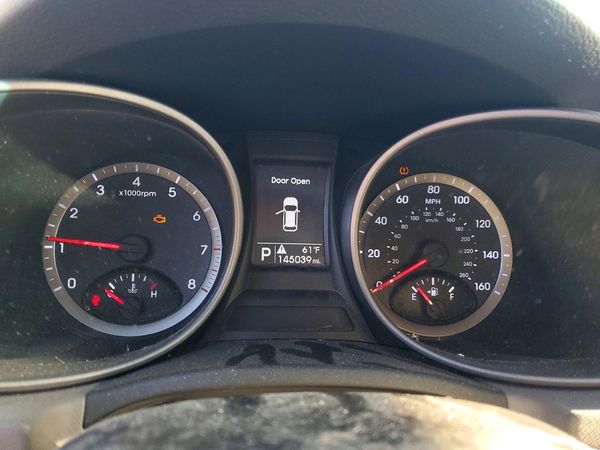 2016 HYUNDAI SANTA FE Base — ODOM