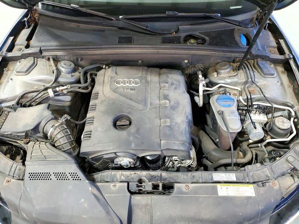 2012 AUDI A5 quattro Premium Plus — Engine bay