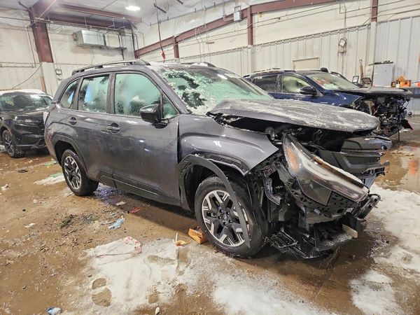 2026 SUBARU FORESTER Base Plus