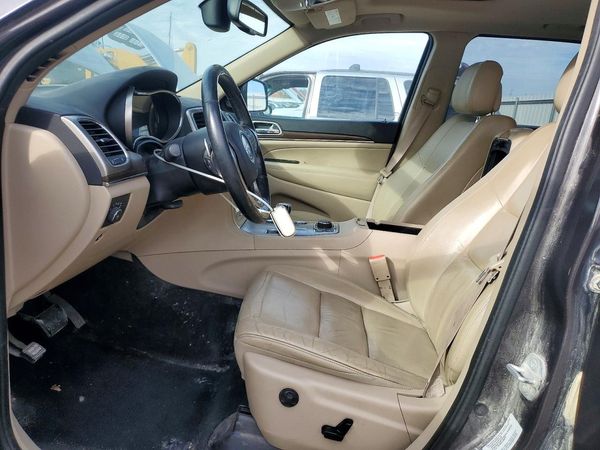 2015 JEEP GRAND CHEROKEE Limited — DENT
