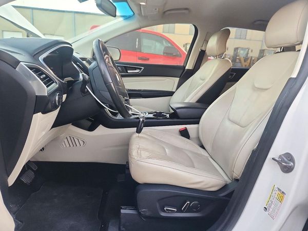 2017 FORD EDGE Titanium — DENT