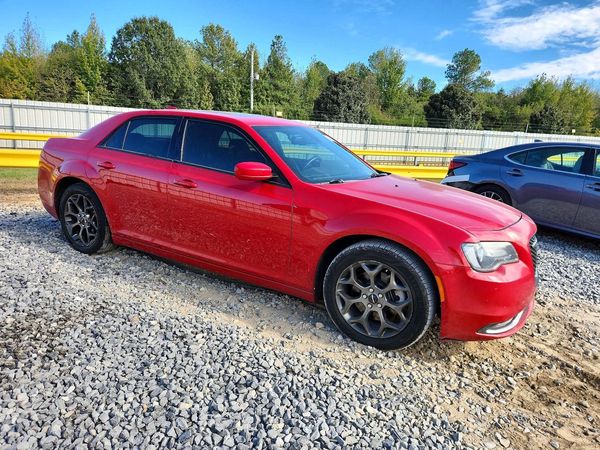 2016 CHRYSLER 300 300S — Passenger 3/4