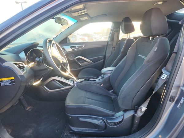 2016 HYUNDAI VELOSTER — DENT