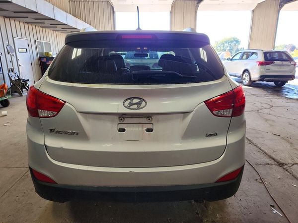 2014 HYUNDAI TUCSON GLS (Middle Level) — DIRR