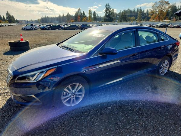 2015 HYUNDAI SONATA SE, ECO — Front 3/4