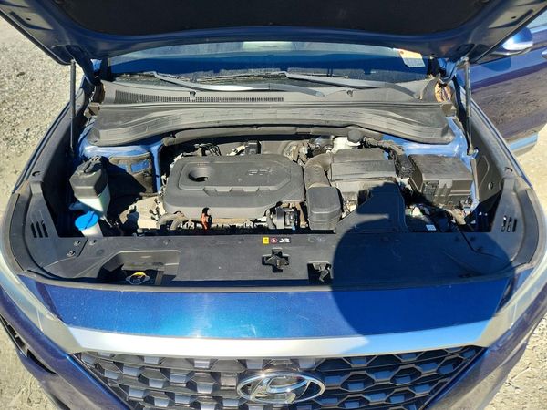 2019 HYUNDAI SANTA FE Limited, Ultimate — Engine bay