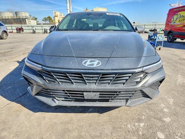 2024 HYUNDAI ELANTRA SEL w/ Convenience Pkg