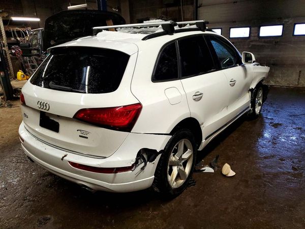 2017 AUDI Q5 quattro Premium